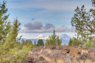 Next to 600 Acres of Public Land! Bend Ranch Home - 7