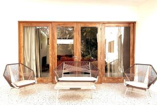 Pear Tree House Barbados - 2