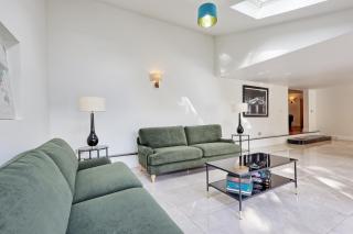 Mayrose House - 6BR 4BATH Luxe Spacious Retreat - 2