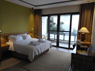 RUBONA HILL Lodge - 0