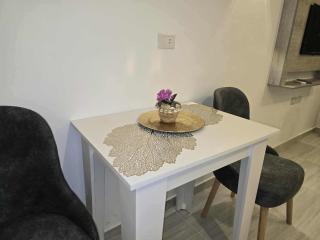 El Hambra Compound - 1