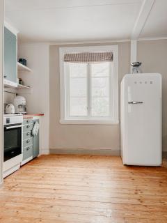 Cozy wooden house with wood stove in Småland - 5