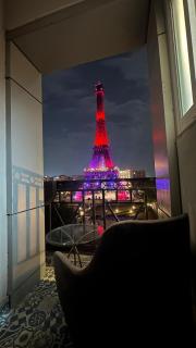 Eiffel view Apartment in Bahria Lahore - 9