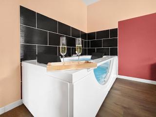 Balnéo Privée Wifi Fibre Chic & Détente Romantique - 5