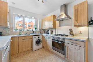 Beautiful 3 Bed in Manchester - Garden - 6