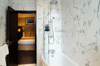 The Vermont Aparthotel - 2