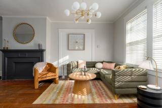 Relaxing Vibrant and Upscale 1Bedroom 1Bath Apartment - 9