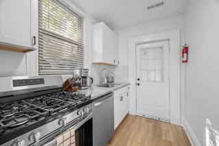 Pittsburgh Shadyside 1B Cozy and Stylish Private Bedroom with Shared Bathroom - 5