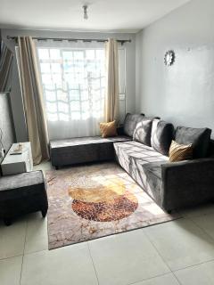 Empress Residence 2 - 5