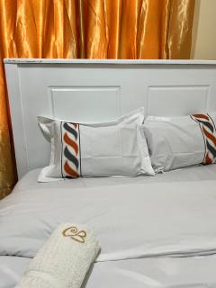 Empress Residence 2 - 3