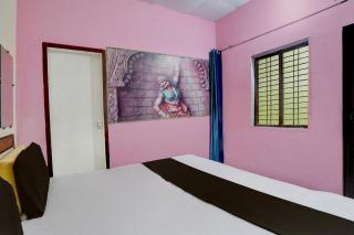 SPOT ON N K Guest House - 4