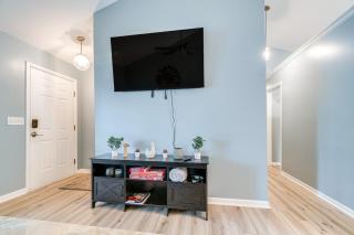 Home with Pet-Friendly Yard, 1 Mi to Dtwn Raleigh! - 2