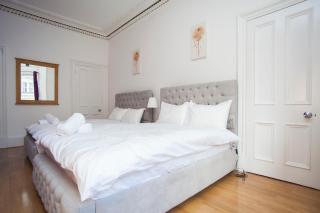 Magical Apartment by Marchmont - 3