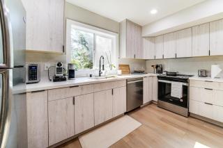 Peaceful Wooded Escape Near Golf Club at Newcastle - 7