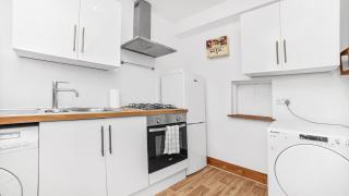 Exclusive 2 Bedroom Flat near Vauxhall Station! - 6
