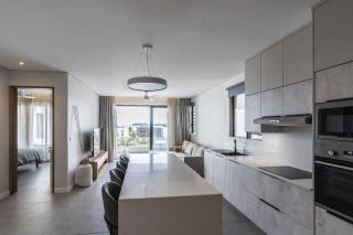 Beachfront sea view apartment - 5