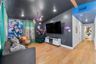 Dream Stay with Pool for up to 20 Guests Mins to DT Austin - 7