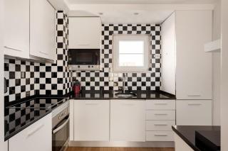 Lisbon Exclusive I Bairro Alto Feel - 7