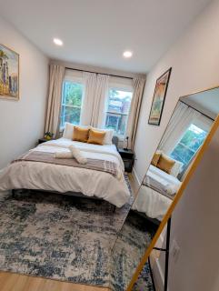 Modern Retreat - Walk to Metro & Union Market - 5