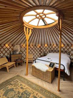 The Isla Yurt - Colchester - 9