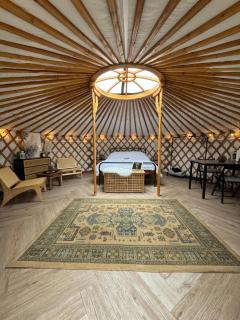 The Isla Yurt - 0