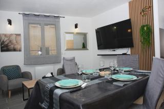 Appartement Saintes Juste et Ruffine centre ancien - 1