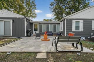 Beachpark Retreat Home-Huge outdoor fun, Game,Navy - 6