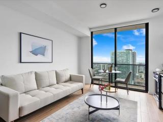 MVR High-Floor Studio with Epic City and Bay Views - 5