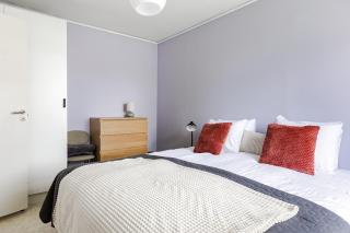 Bright & Spacious Getaway - 1