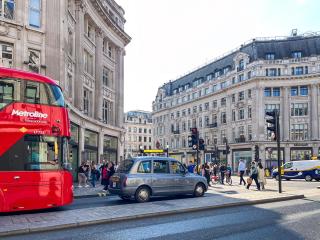 Elegant Fitzrovia Residence - 3
