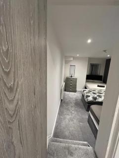 Modern Apartment - Central Location - Parking - 4