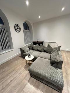 Modern Apartment - Central Location - Parking - 2