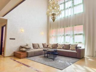 Gueliz 3BR 3BA Duplex Pool & Balcony Majorelle - 0