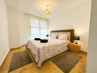 Gueliz 3BR 3BA Duplex Pool & Balcony Majorelle - 8