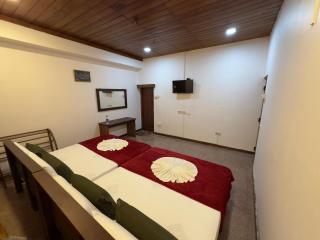 Solace More Hotel - Borella 2 - 4
