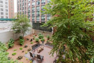 Blueground Chelsea washer nr The High Line NYC-2020 - 7