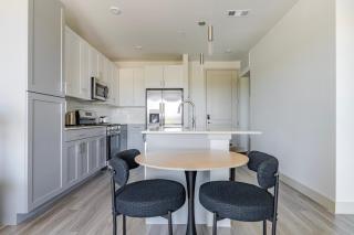 Blueground Del Valle pool nr McKinney Falls ATX-353 - 4