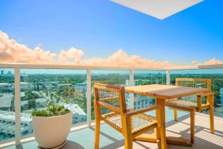 Amazing View 1 Hotel Corner Unit 1BR/1BA w Balcony - 8