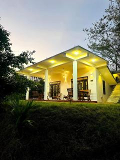 Flora Lake View Resort Wilpattu - 0