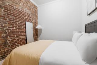 Blueground Hells Kitchen terrace nr Times Square NYC-2062 - 1