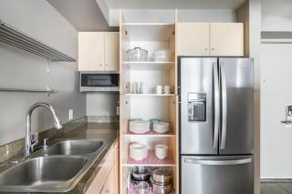 Blueground Northwest Bellevue pool nr Bellevue Park SEA-905 - 1