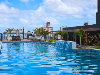 Beautiful Studio Apartment with City & Beach View - 6