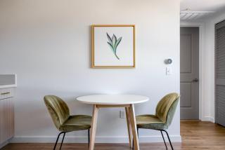 Blueground Palms rooftop nr La Brea Tar Pits LAX-1125 - 7