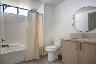 Blueground Palms rooftop nr La Brea Tar Pits LAX-1125 - 1