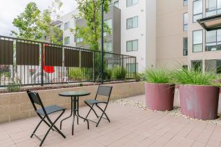 Blueground Mountain View pool nr Shoreline Park SFO-1961 - Castro City - 4