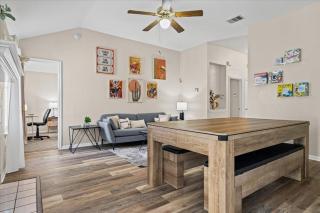 Hill Country Getaway Games, Fire Pit & Deck - 9