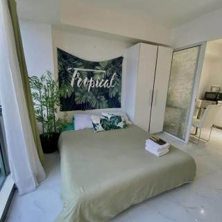 320 Santorini Staycation - 2