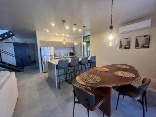 Mayatai Beach Villa - Elegant 2BR Beachfront with Stunning Ocean Views - 5