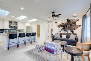 High-End and Luxe Scottsdale Gem with Pool and Yard - 8