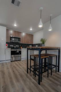 The Barbee 163 - Full Courtyard View @ The Barbee - 7